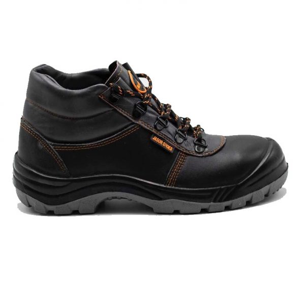 Sabalan Safety boots with rubber soles